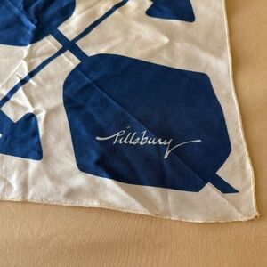 PILLSBURY BRAND NAME LADIES SILK SCARF "NEW"  LATE 1960's TO EARLY 1970's